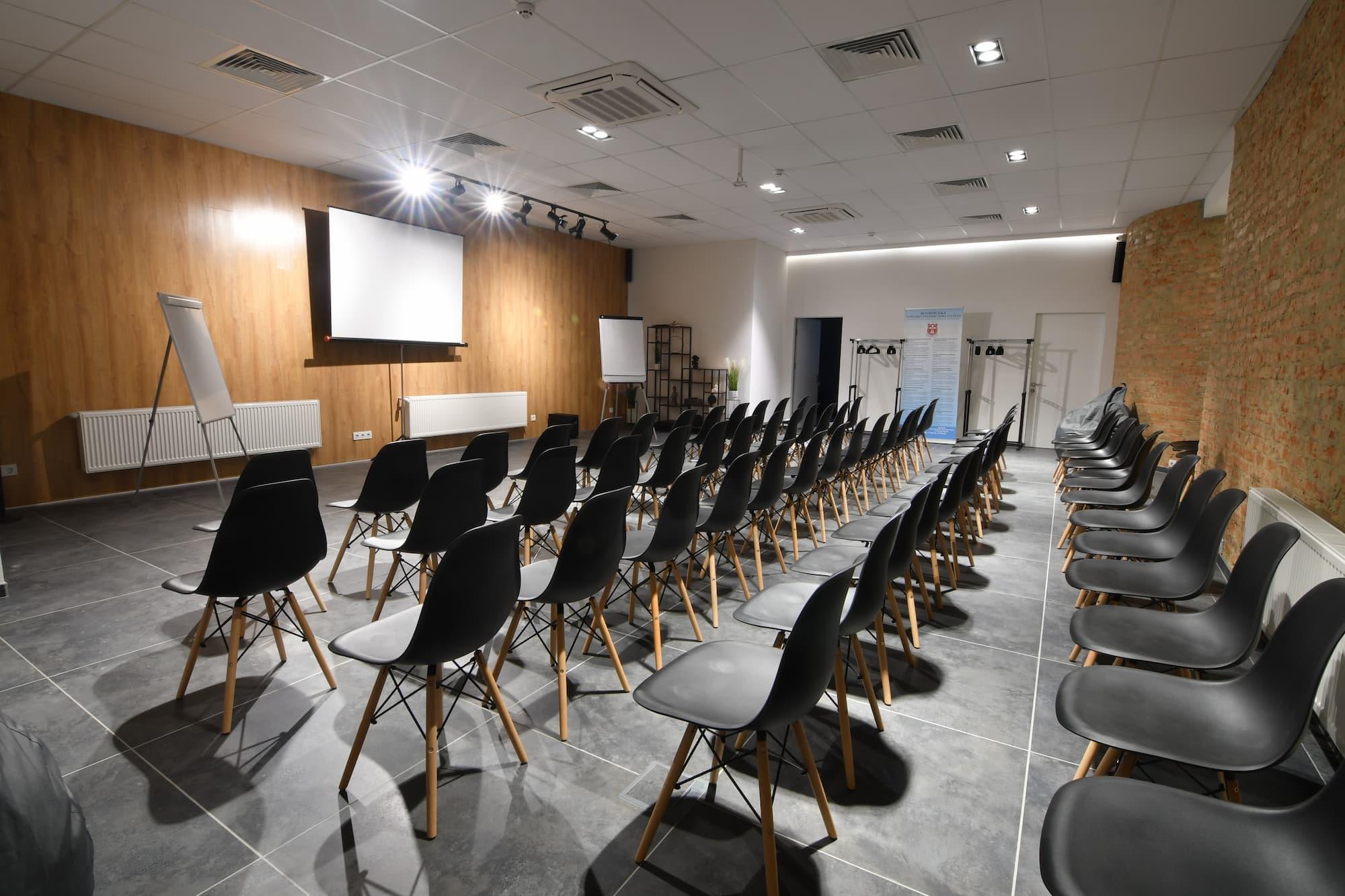 Фото конференц-залу