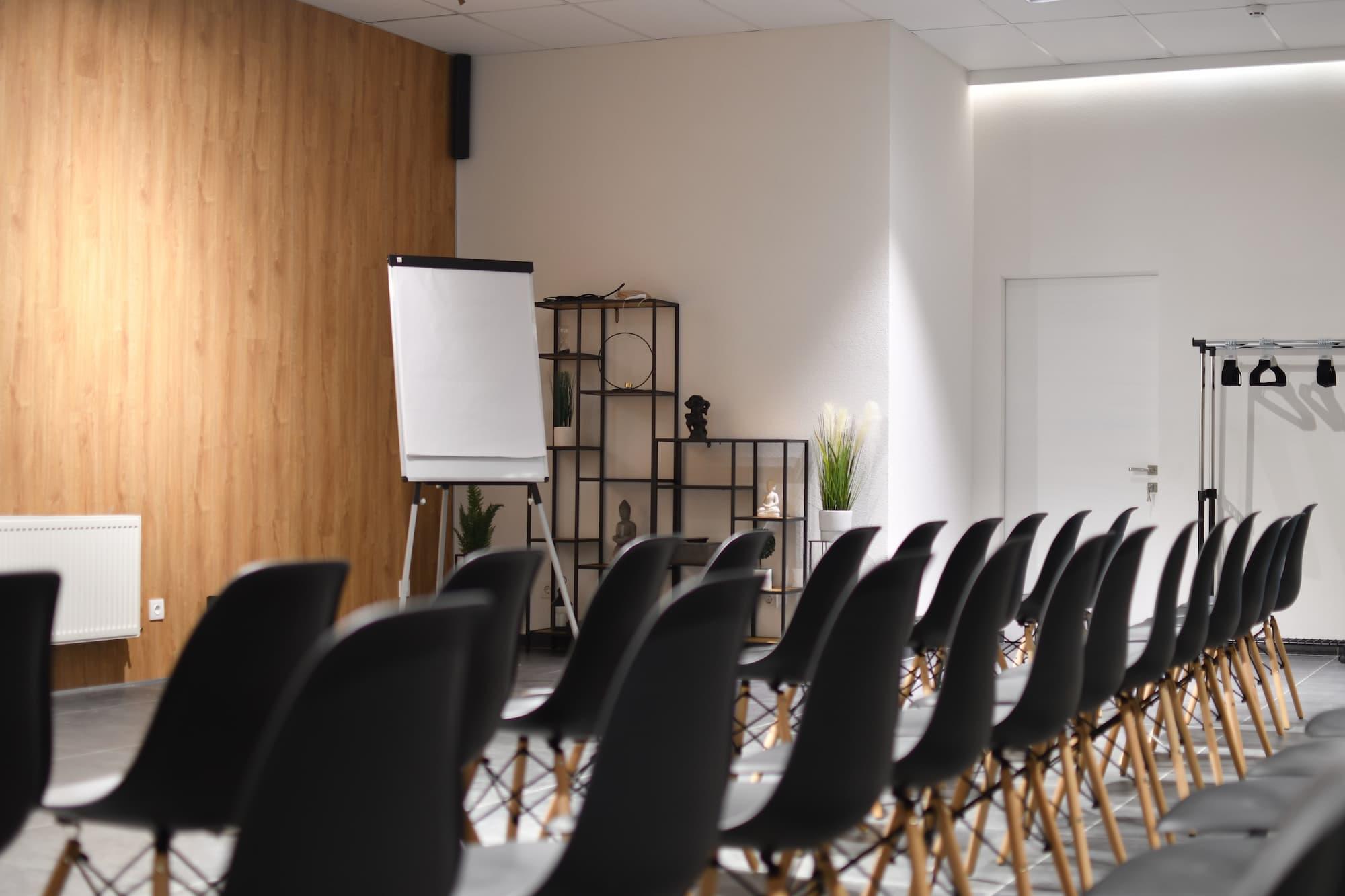 Фото конференц-залу